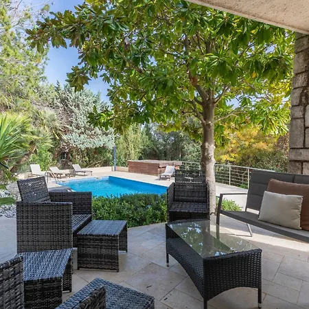 Justine Vi4239 By Riviera Homes