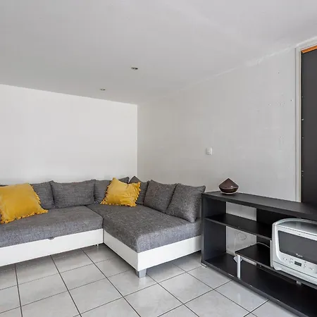 Justine Vi4239 By Riviera Homes *